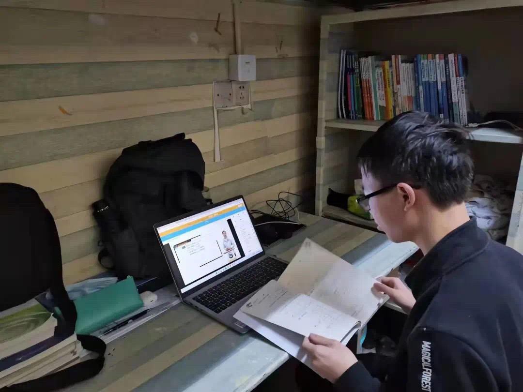 AC米兰中文官方网站：以铁人铁军的铁血作风筑就疫情防控铜墙铁壁